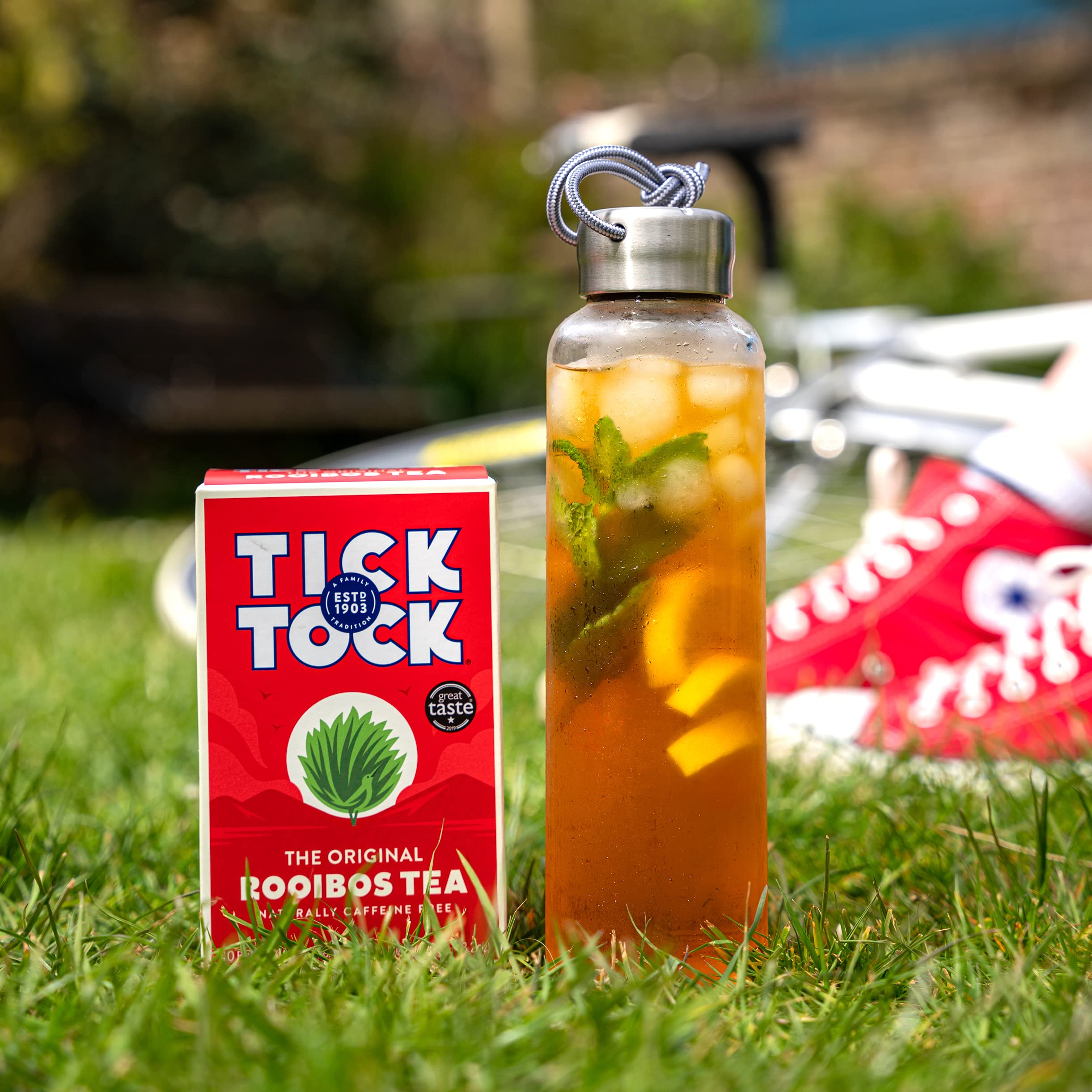 Tick Tock hot-or-iced serving with lemon and milk options