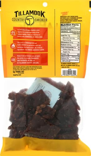 Tillamook Country Smoker Real hardwood smoke beef jerky slices.