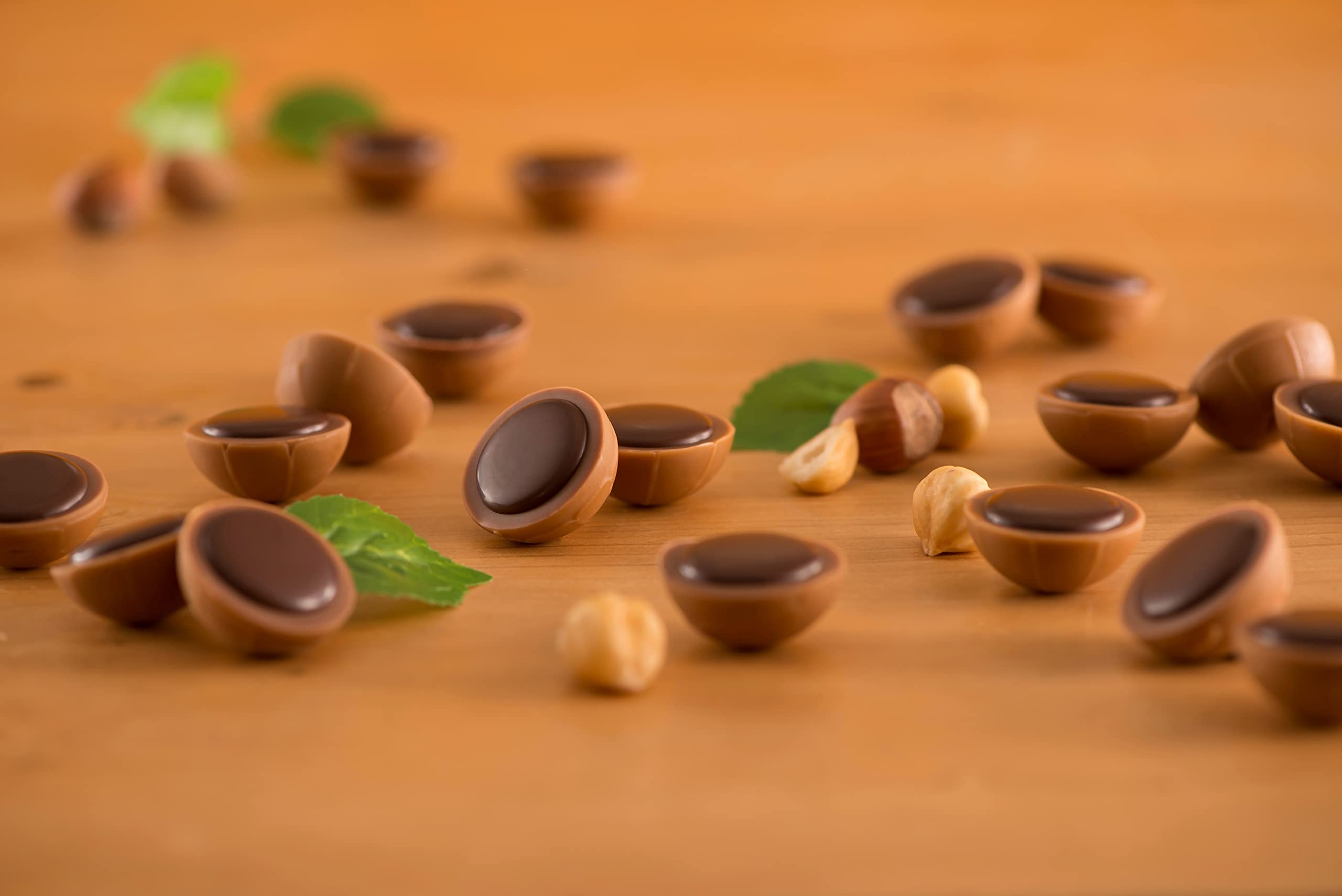 Toffifee single-serving pieces for easy sharing during breaks.