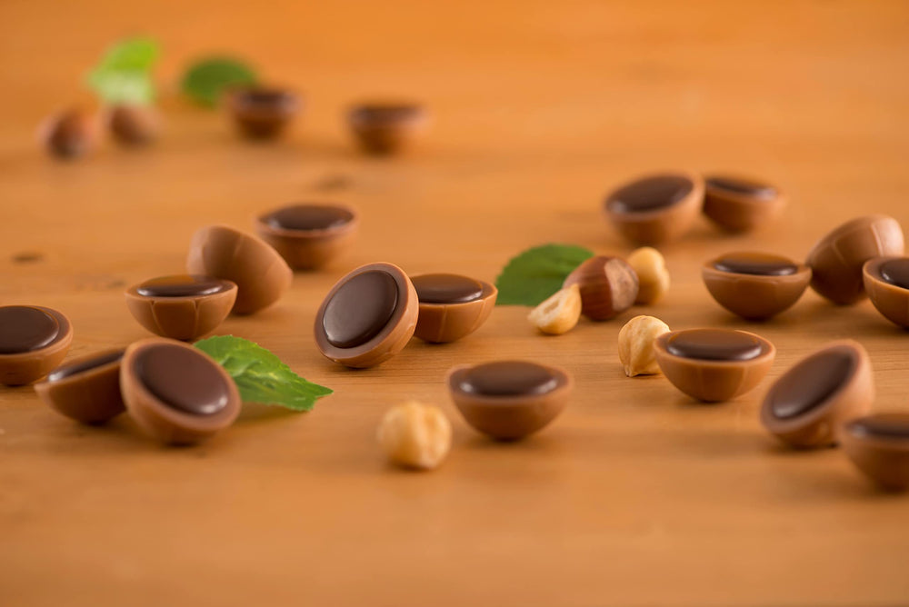 Toffifee single-serving pieces for easy sharing during breaks.