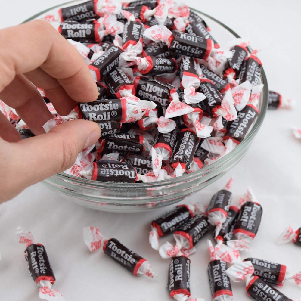 Tootsie Roll Midgees classroom snack tray, kid-friendly and convenient.