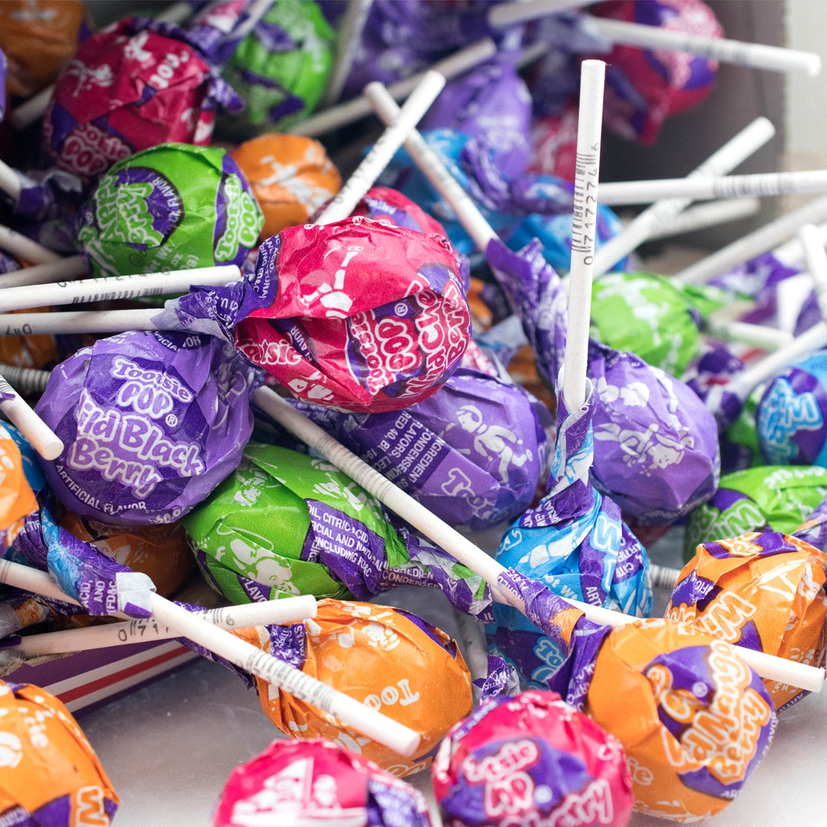 Tootsie Pops peanut-free and gluten-free label visible for safe snacking.