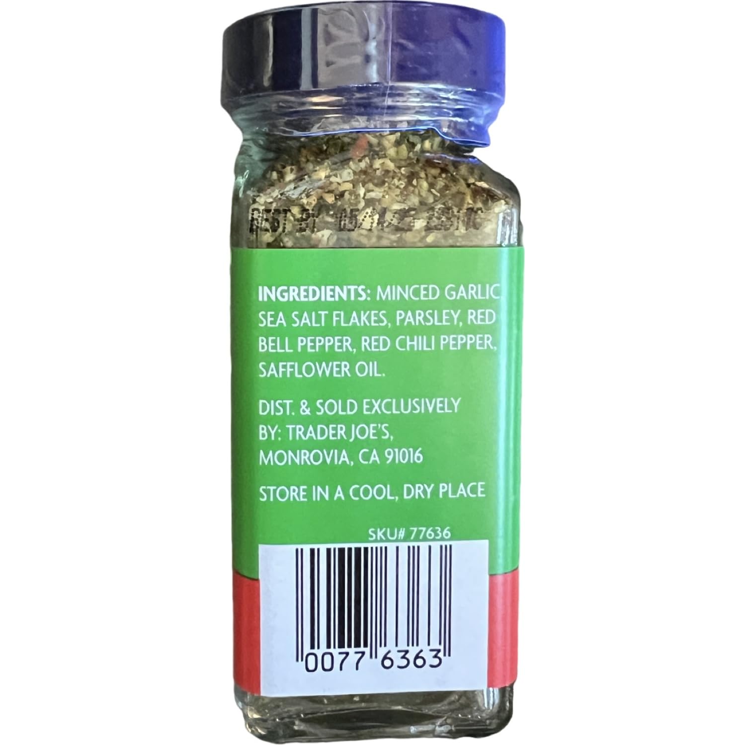 Closeup of Trader Joe's Aglio Olio label highlighting ingredients and bold flavor