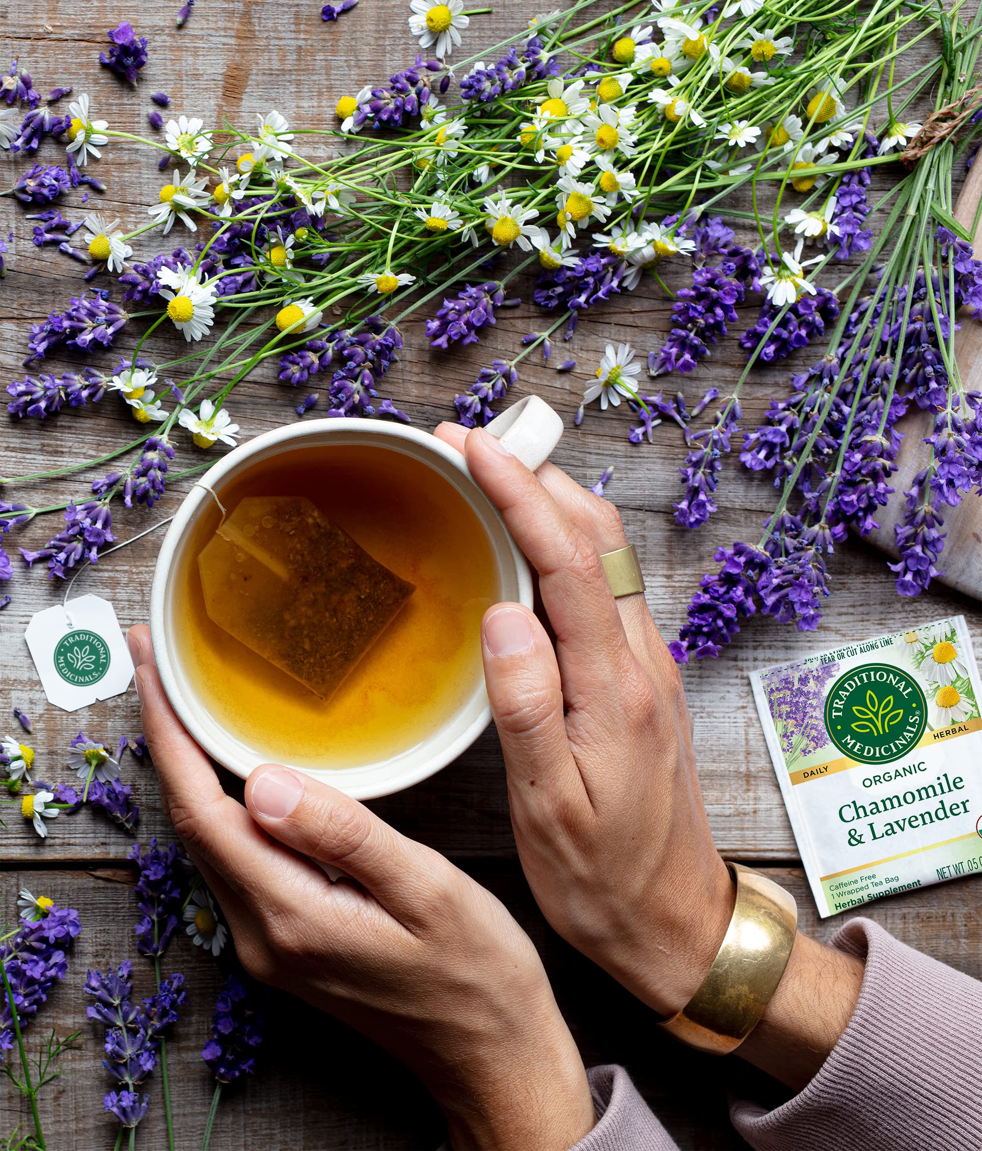 Traditional Medicinals Bulgarian meadows sourced chamomile imagery for fresh aroma.