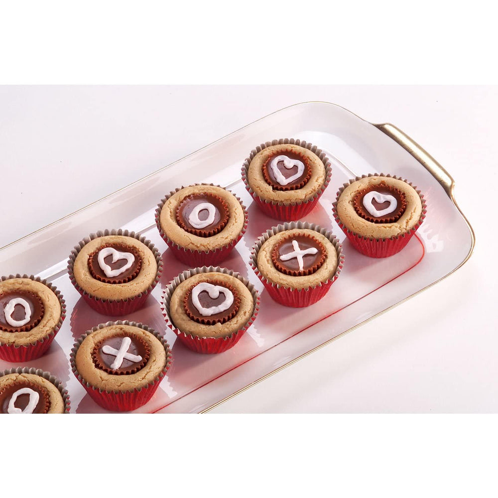 TreatBasket Reeses miniature cups in milk chocolate with peanut butter, 2lb bulk bag.