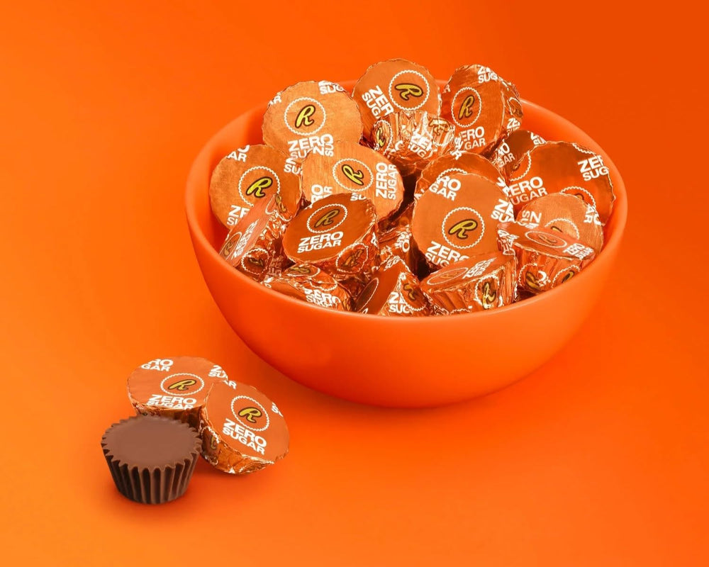 TREATBASKET Resse gift bag packaging ideal for gifts or party favors.
