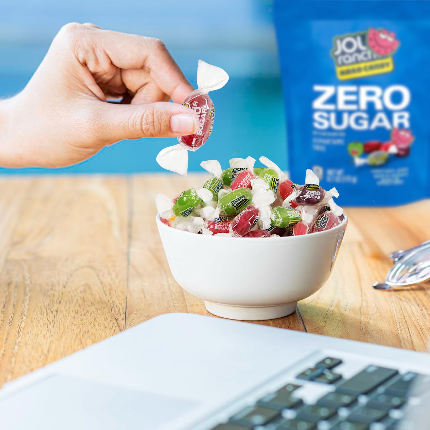Treatizo zero sugar hard candy Apple flavor, ideal for quick cravings.