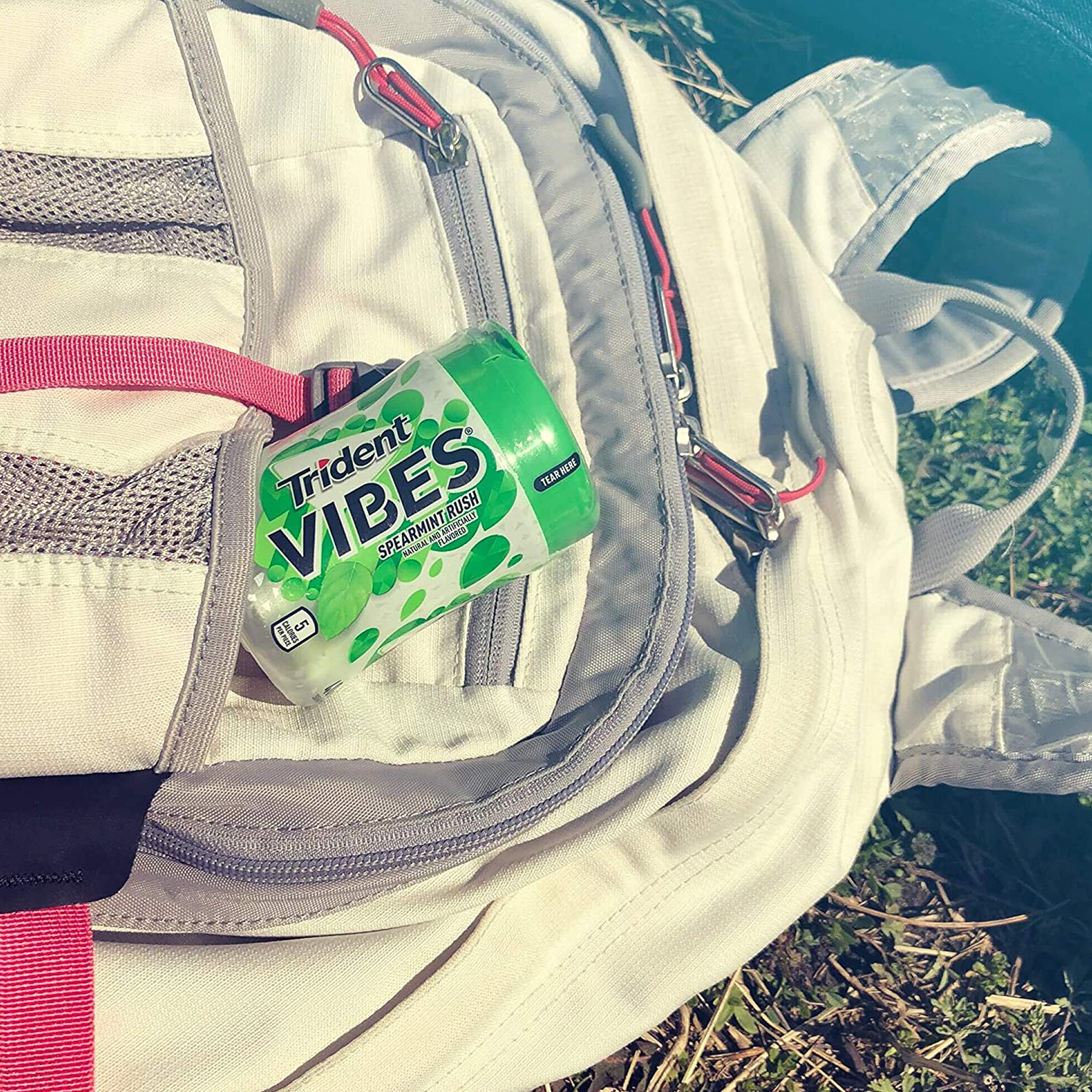 Trident Vibes Spearmint Rush travel pack for refresh anywhere.