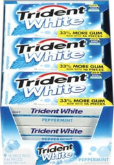 Trident White Peppermint gum 16pc pack for fresh breath after meals.