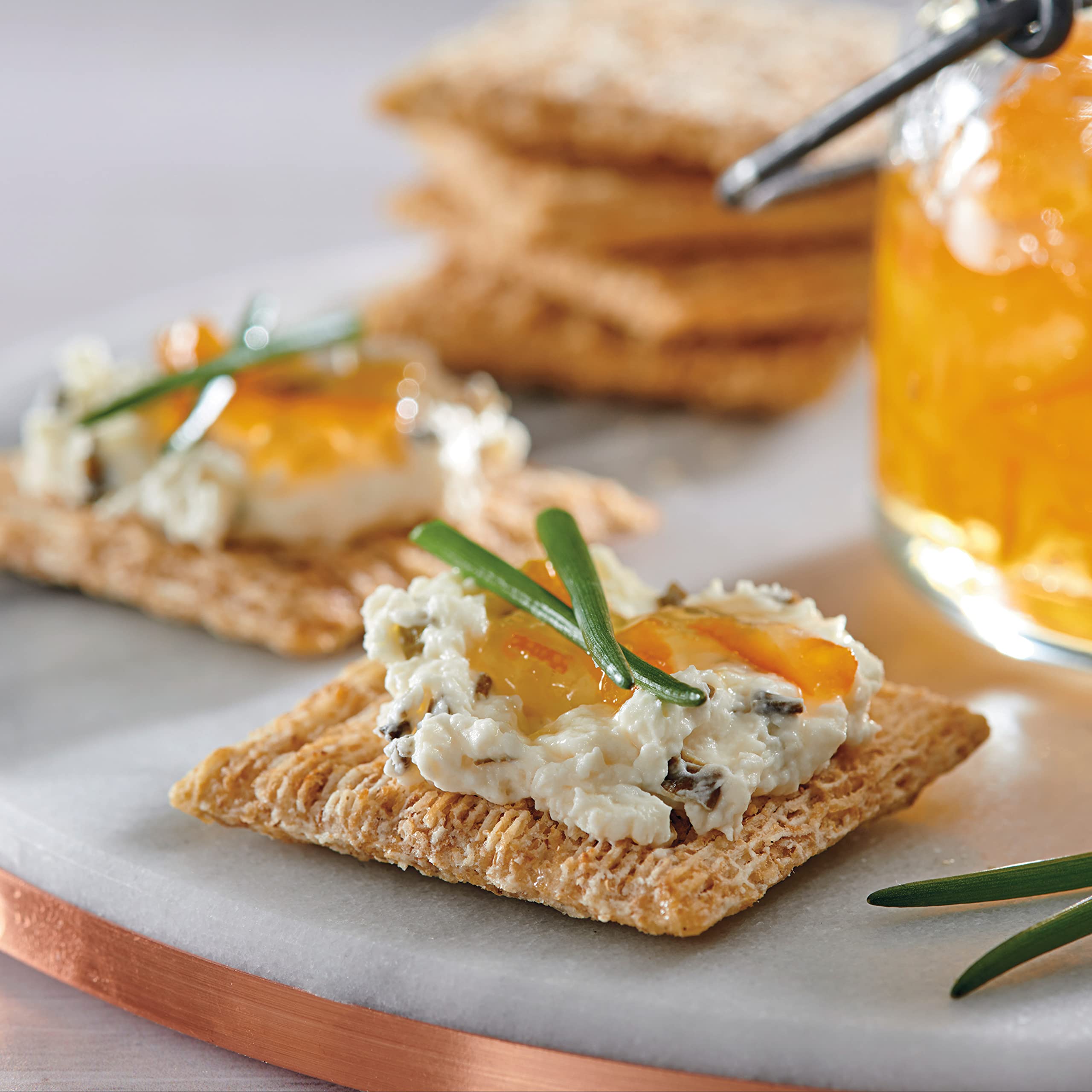 Crisp crackers in a bowl ready for dipping.