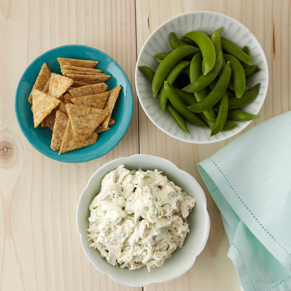 Triscuit Thin Crisps Zesty Jalapeño snack for picnics.