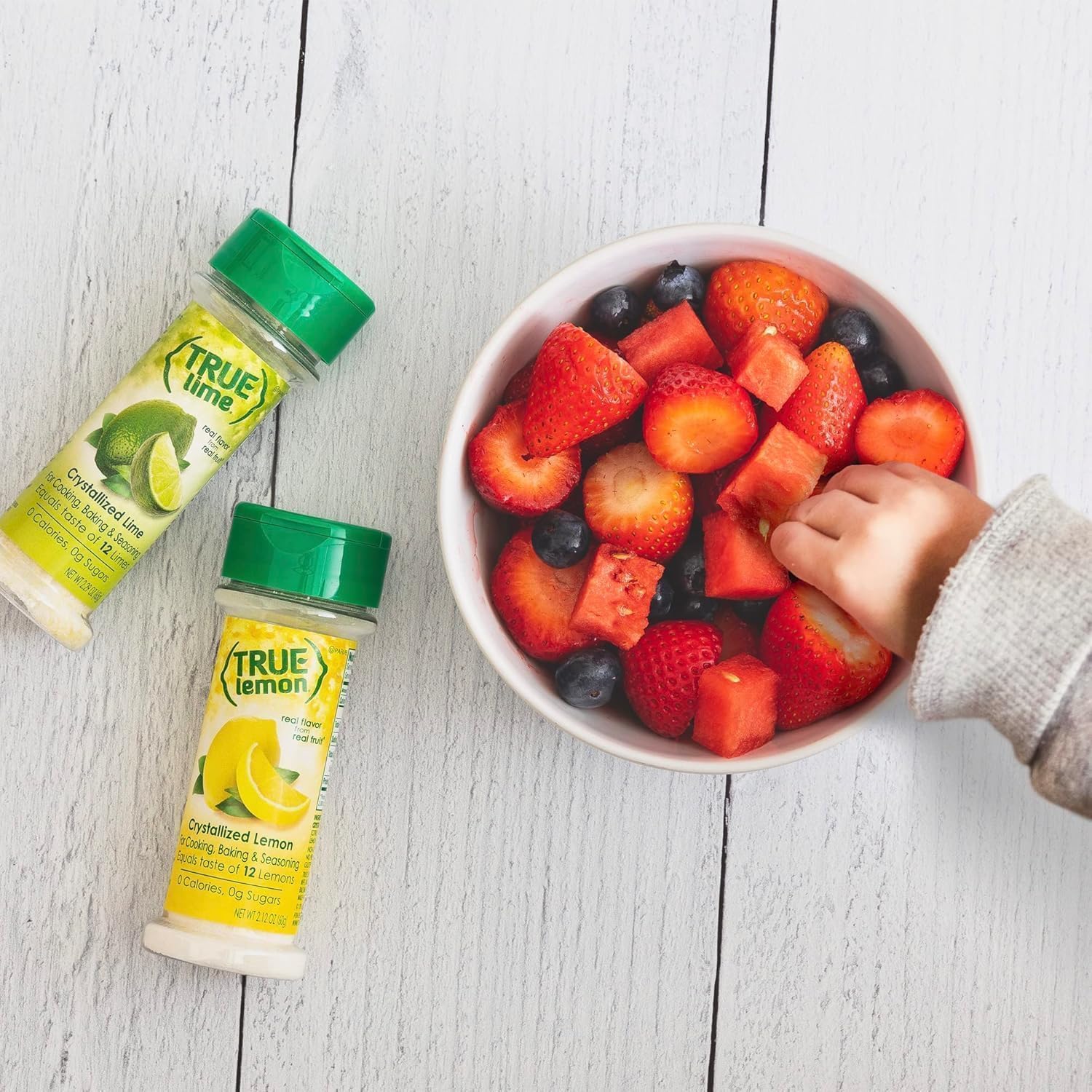 TRUE CITRUS Lemon Shaker fruits and vegetables sprinkles with fresh flavor