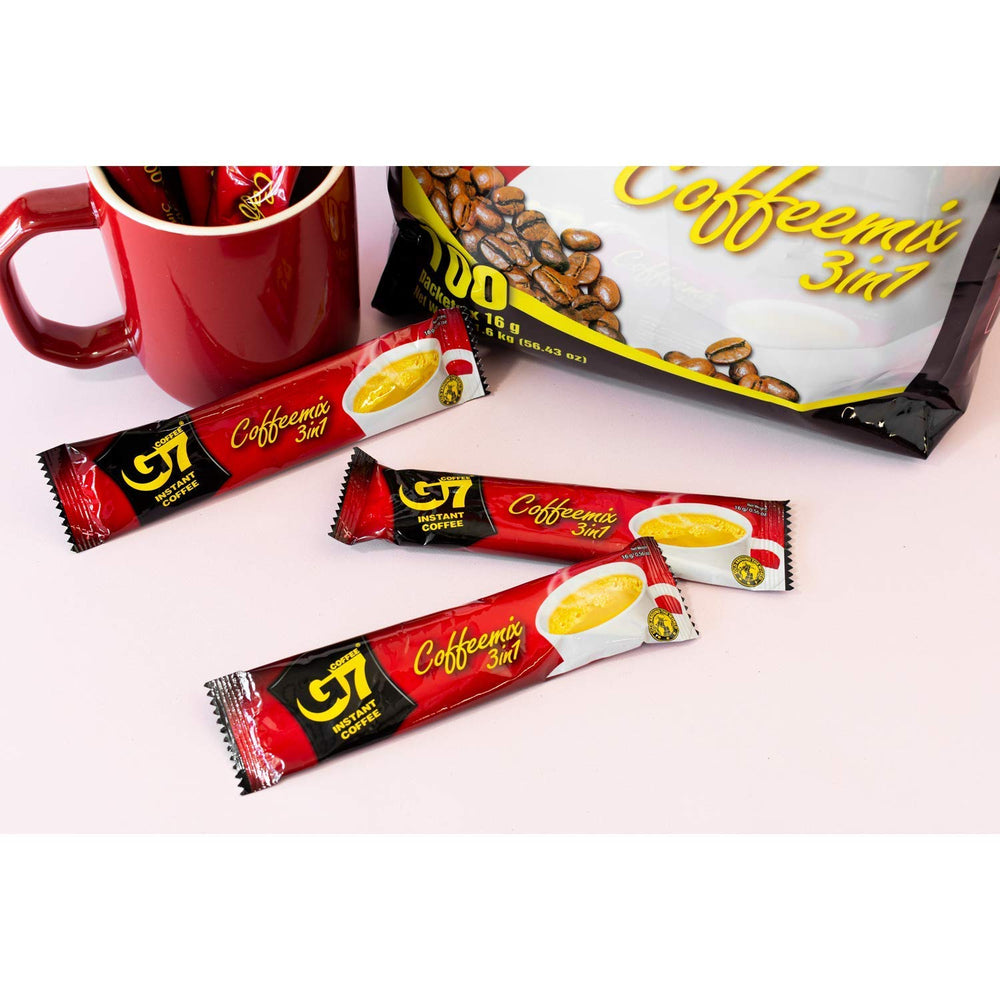 Trung Nguyen G7 3 in 1 packet closeup highlighting portable single-serve convenience.