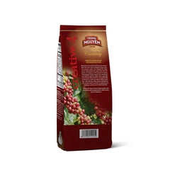 TRUNG NGUYEN LEGEND Creative 4 coffee beans closeup highlighting premium arabica and robusta selection for flavor