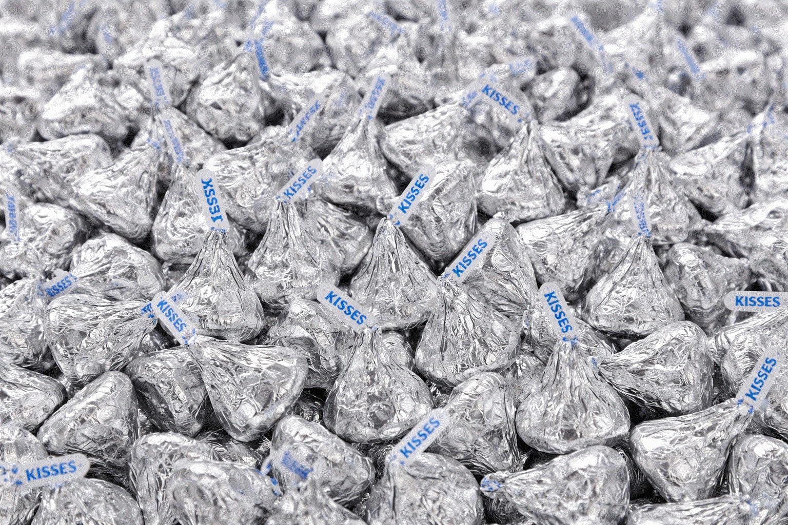 Tundras Kisses milk chocolate candy bulk pack, convenient sharing for events.
