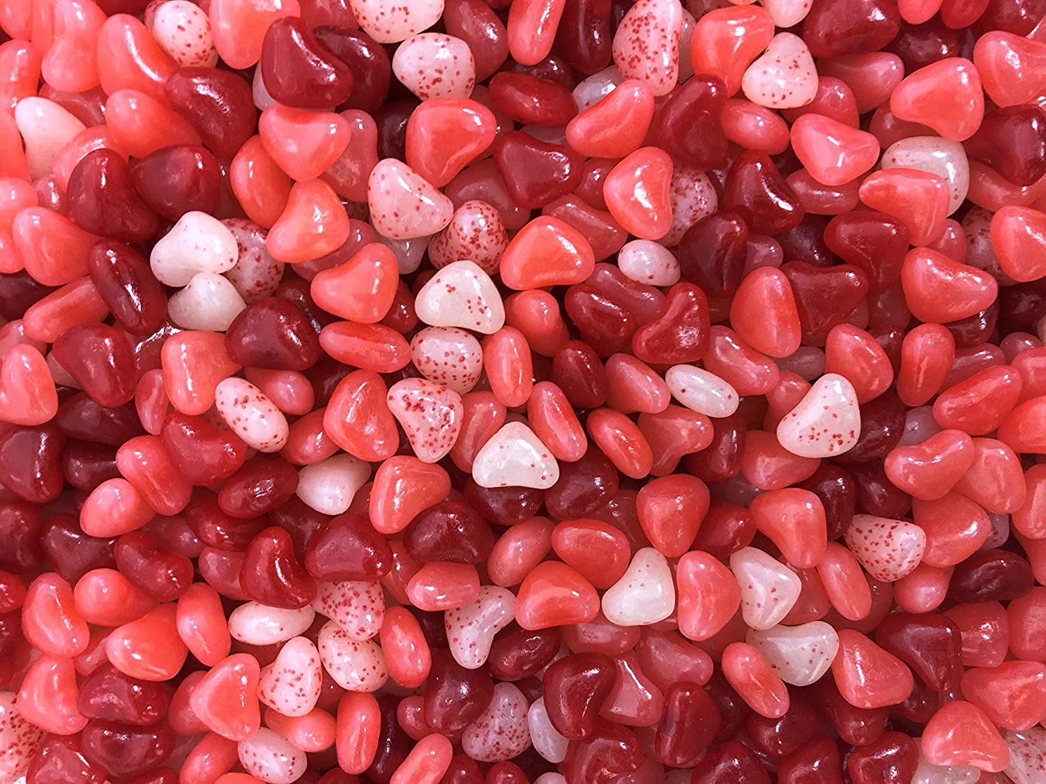 Tundras Valentine’s Day Jelly Hearts strawberry flavor close-up, romantic treat for celebrations.