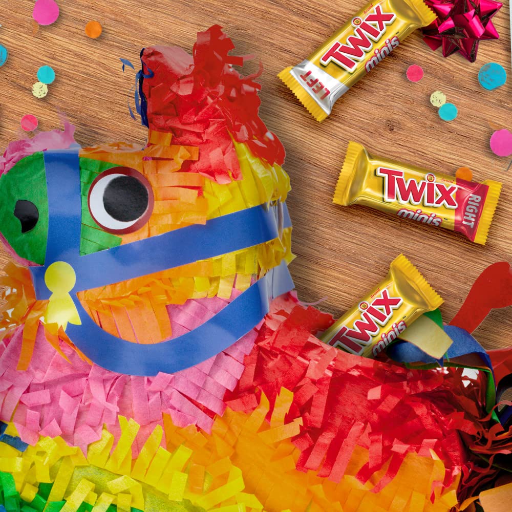Twix Minis packaging detail, freshness preserved in a resealable bag.