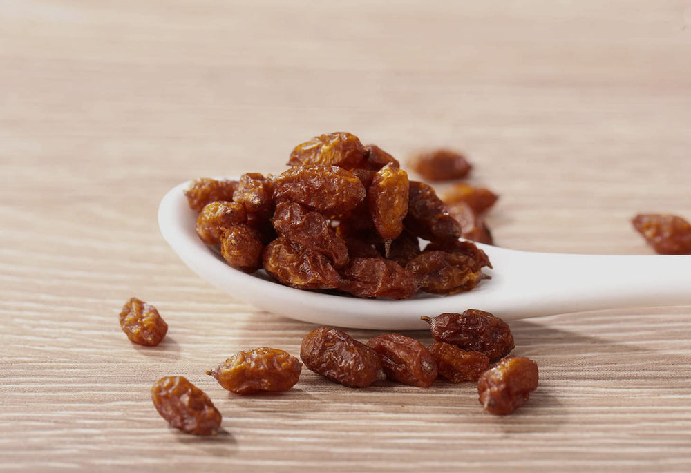 Harvested ULTHMOK berries from arid fields offering natural, additive-free snacking.
