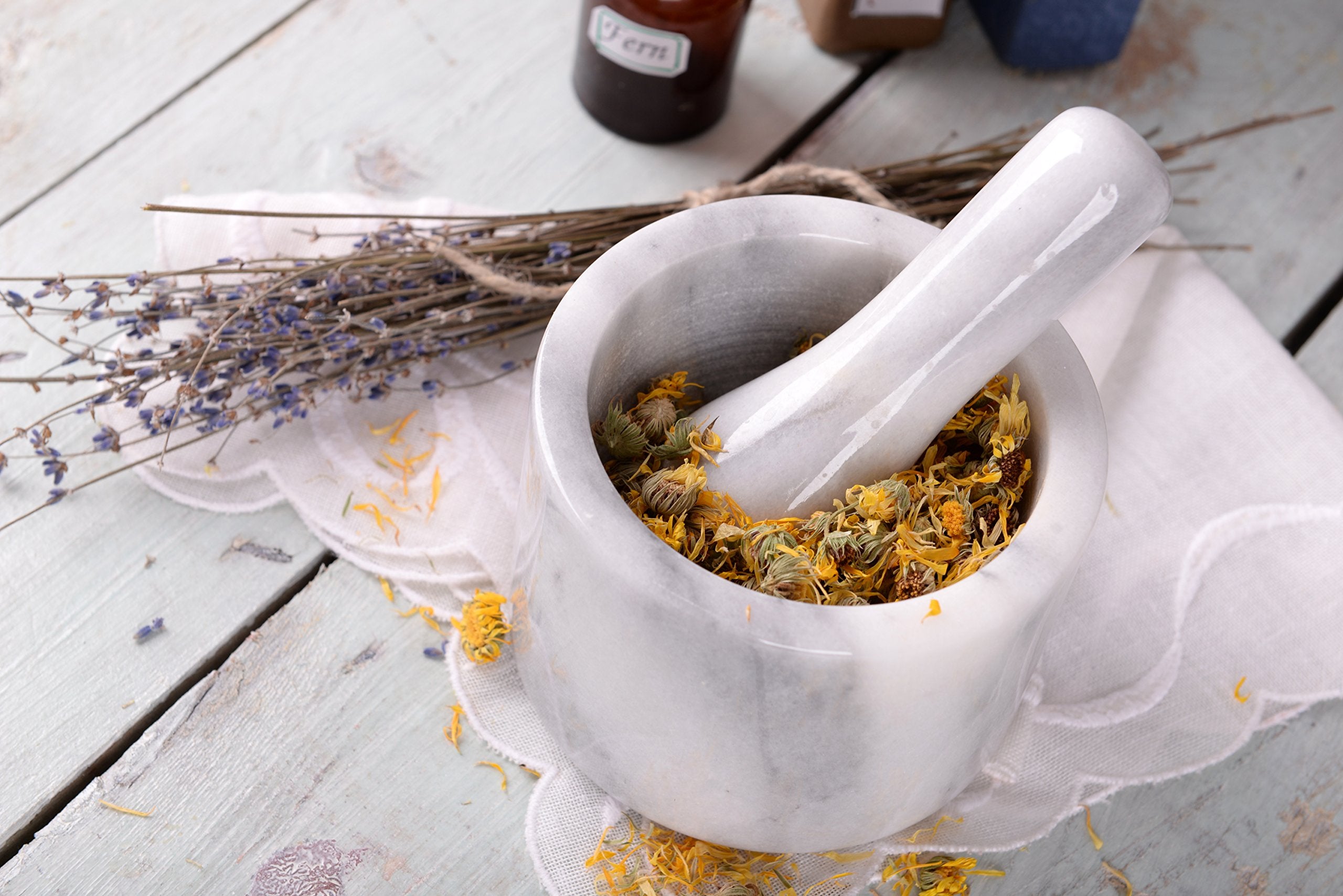 US Wellness Naturals Calendula Tea Fayoum origin adds authentic floral character.