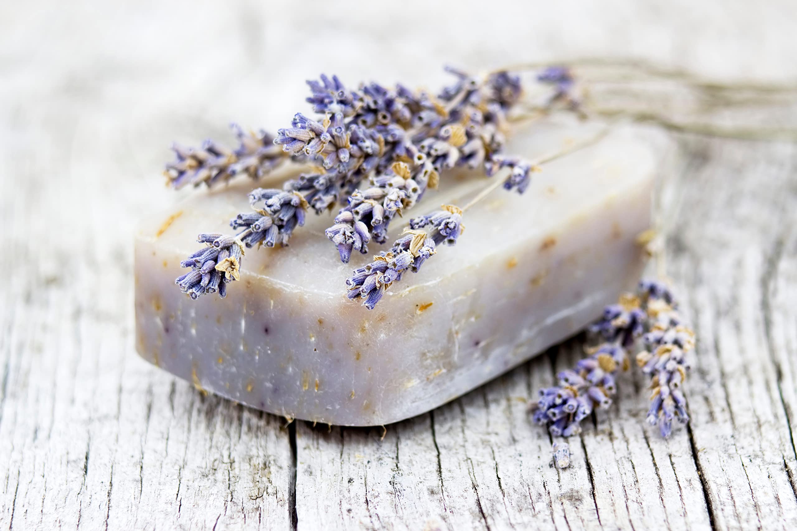 US Wellness Naturals DIY lavender oil and beauty creations