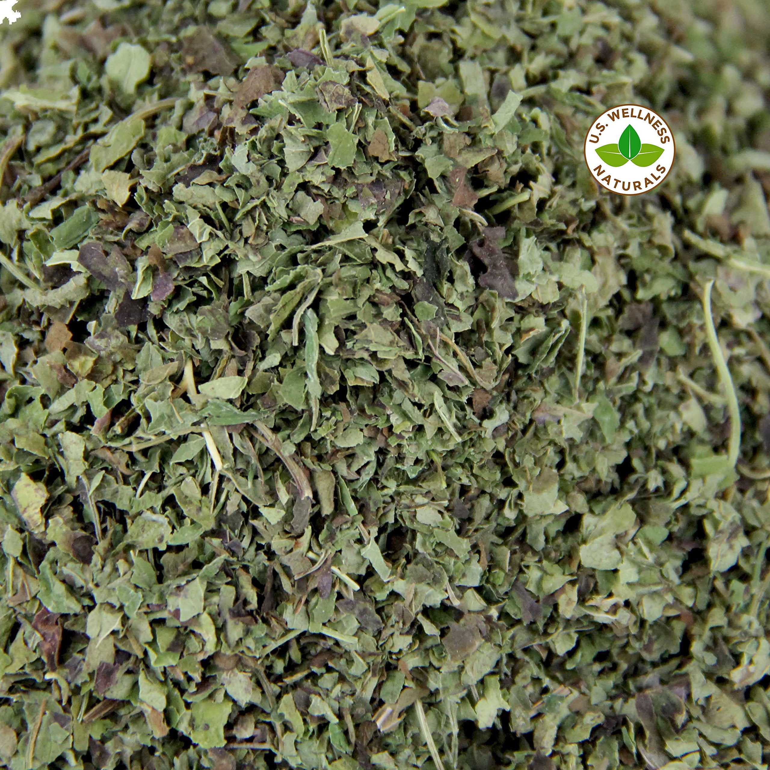 US Wellness Naturals lemon-balm-tea-steeping-cup captures inviting aroma and smooth flavor.