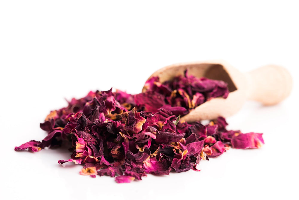 U.S. Wellness Naturals Rose Petals as dessert garnish, adding color and subtle flavor.