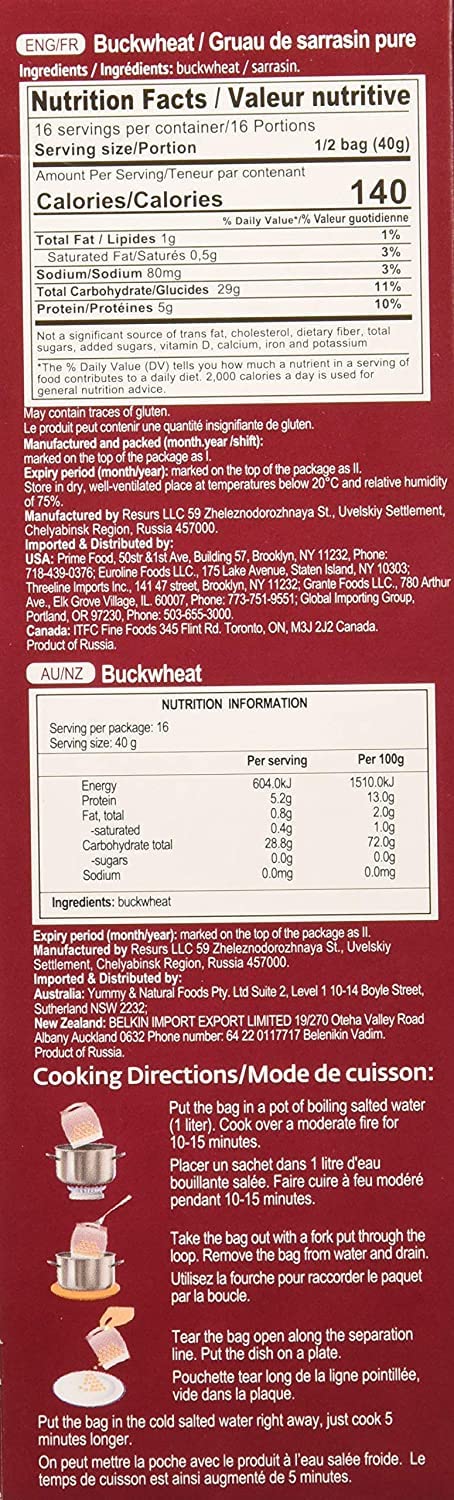 Boiling water with a Uvelka buckwheat bag during cooking