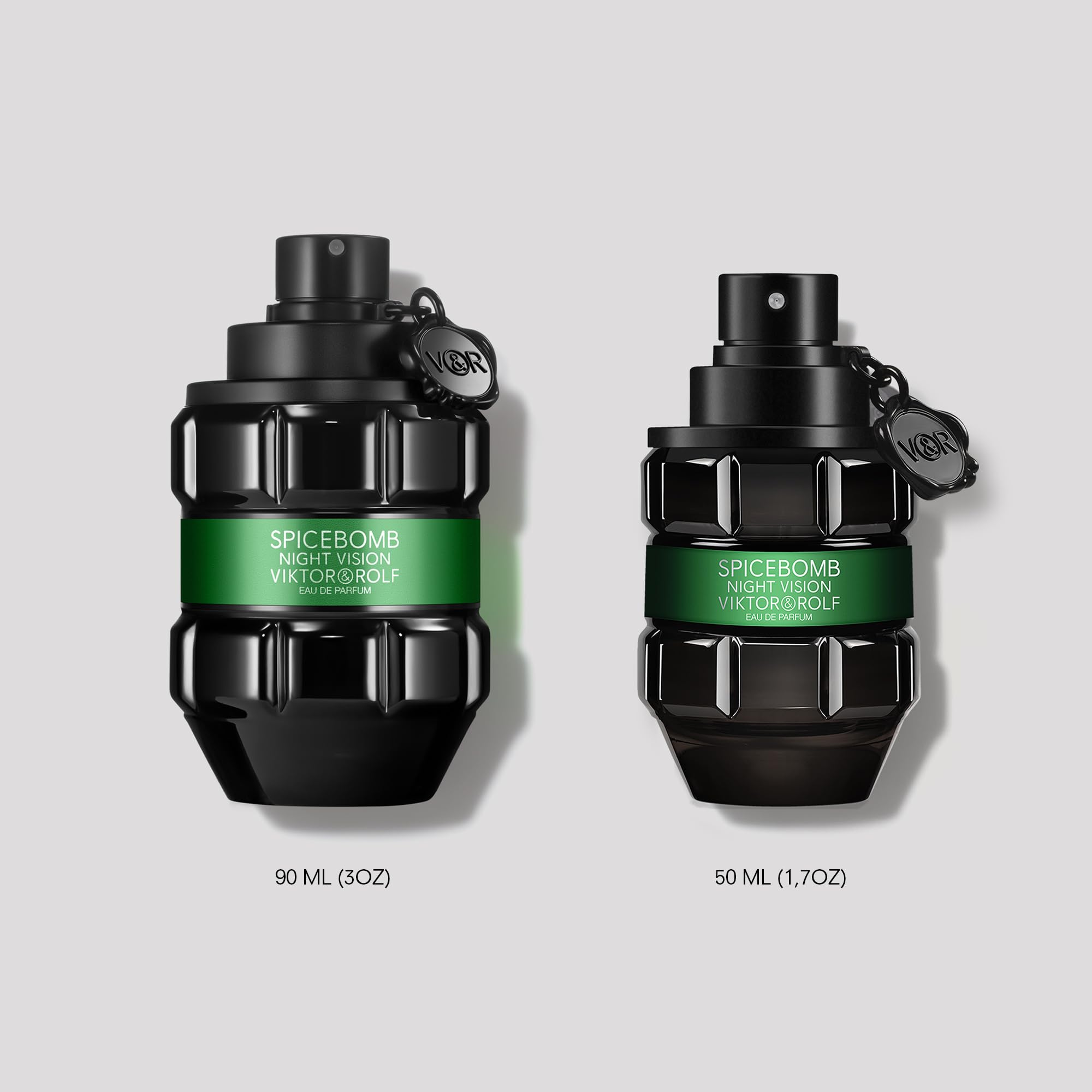 Viktor Rolf Spicebomb Night Vision spray application, easy use