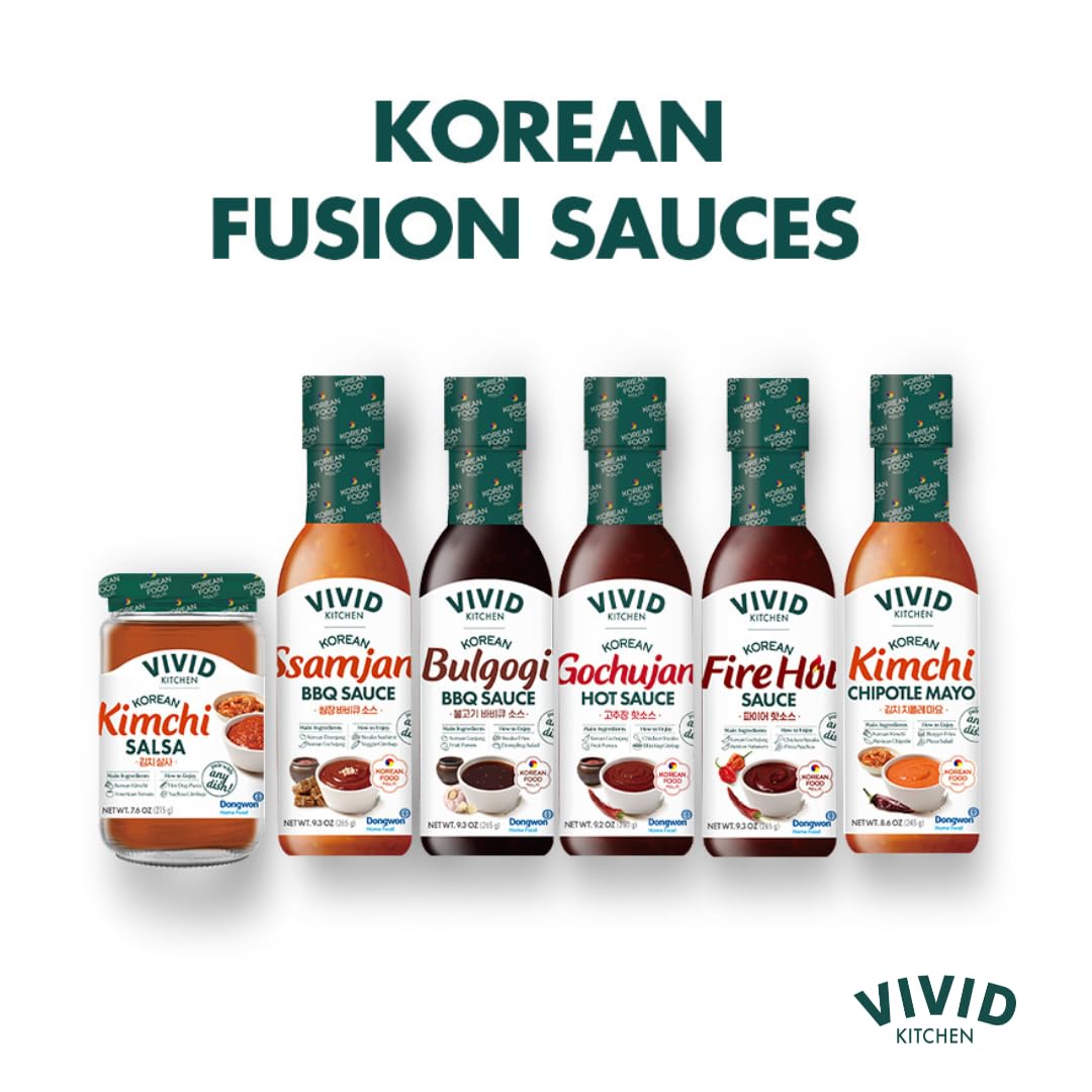 Close-up of natural ingredients highlights no MSG formulation.