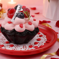 VoKaSar red hearts sprinkles decorate cupcakes with charming precision.