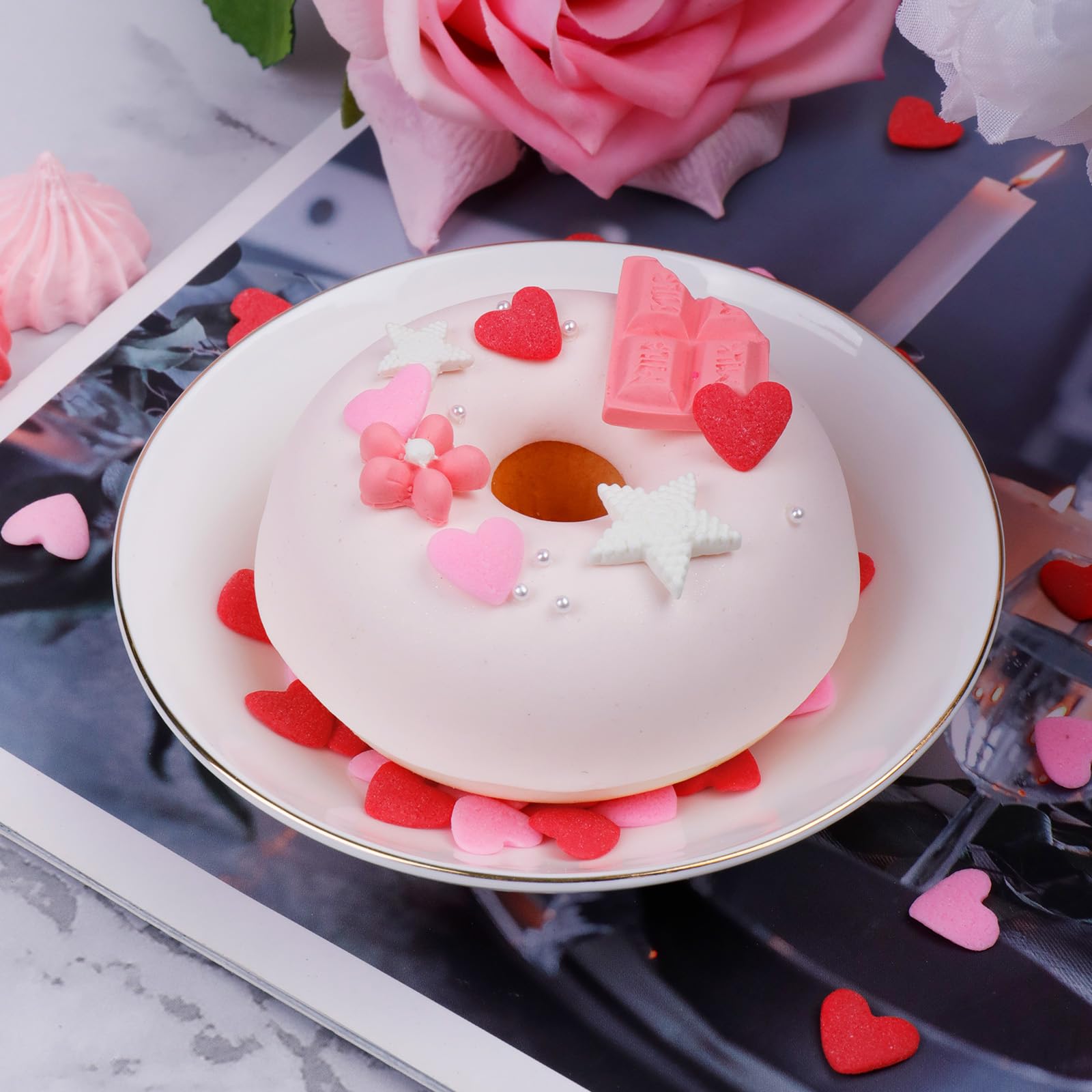 VoKaSar packaging shows 100g of edible heart sprinkles.