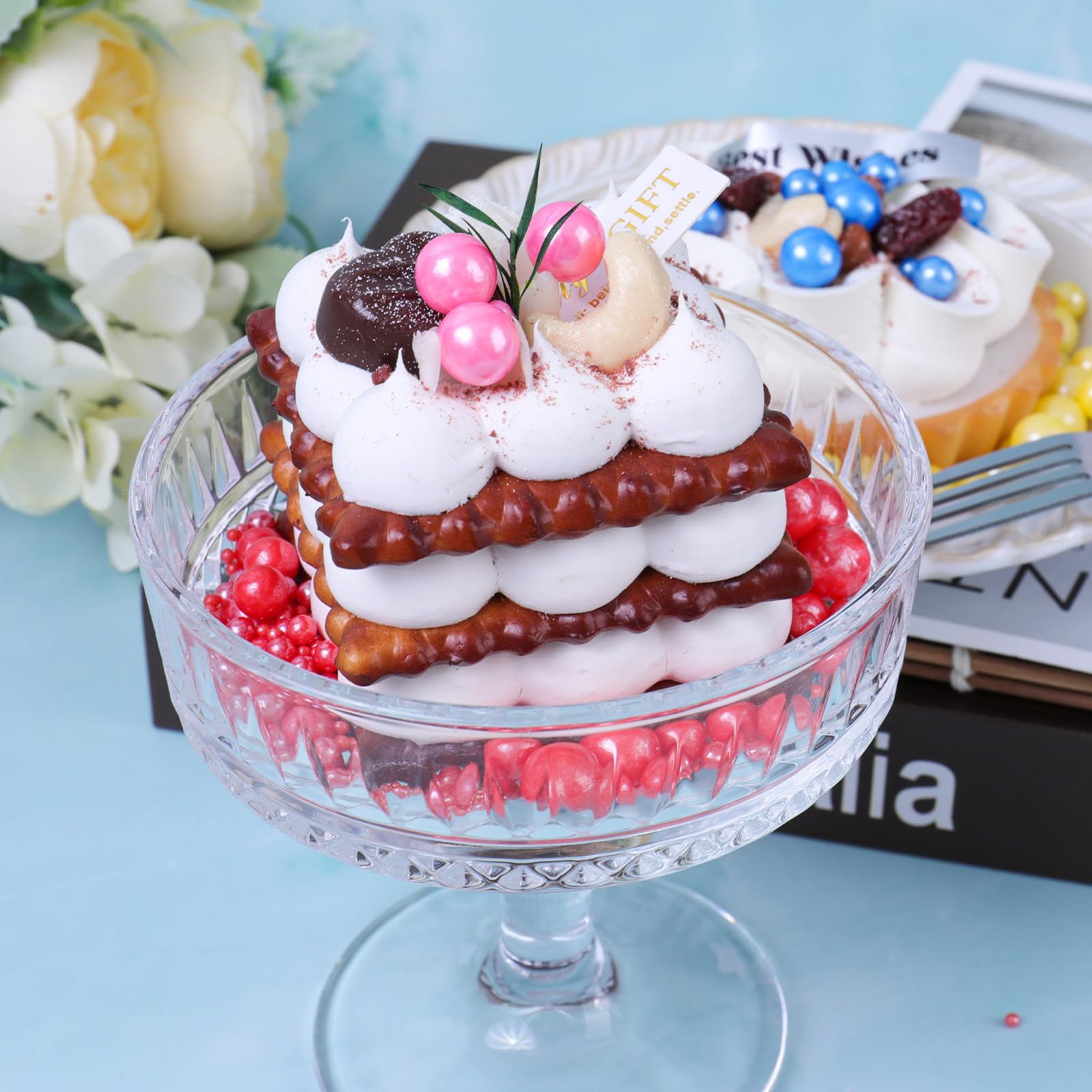 VoKaSar White Pearl Sprinkles on macarons for sophisticated texture
