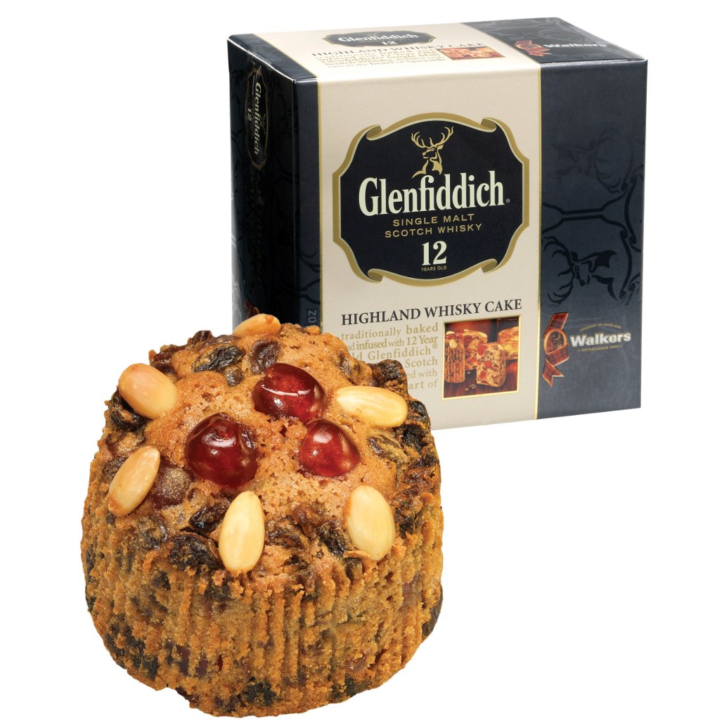 Walkers Highland Whisky Cake slice shows moist fruit cake with Glenfiddich notes.