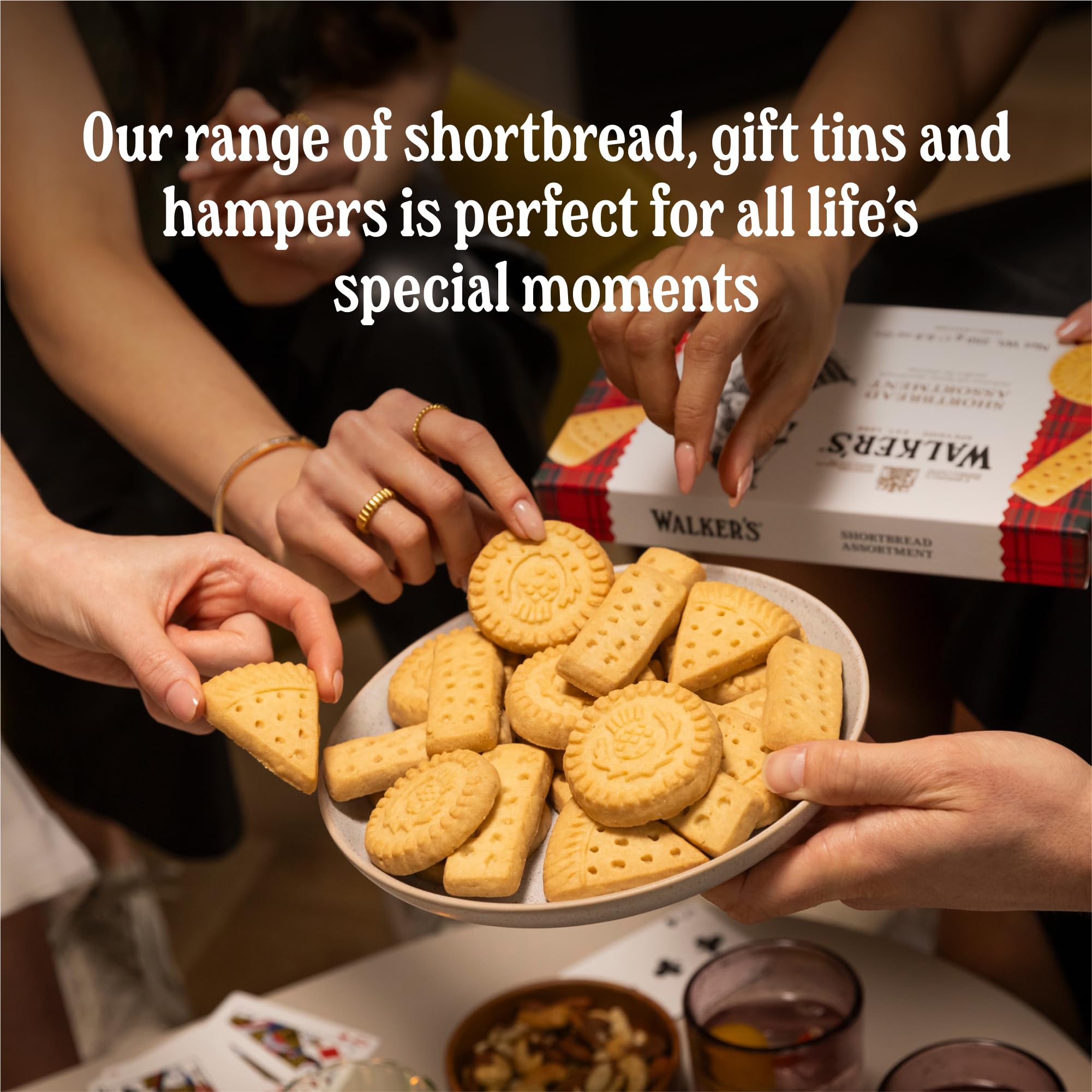 Walker's Mini Mince Pies gift-pack, a stylish holiday gift option.