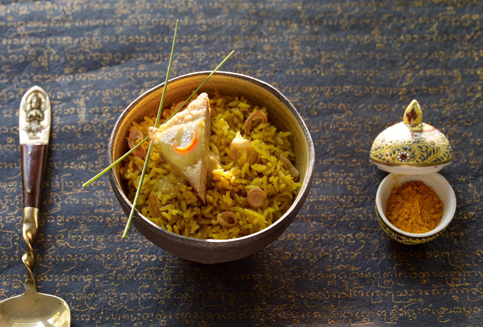 WATCHAREE'S Pad Thai Sauce served with seafood dishes like lobster rolls