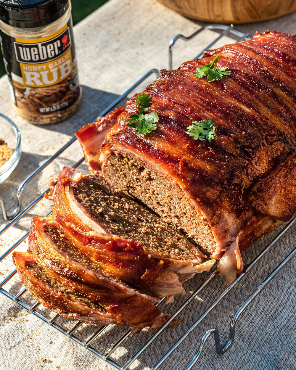 Weber Honey Garlic Rub packaging shows premium seasoning.