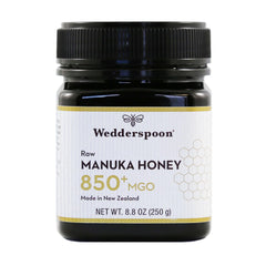 Wedderspoon raw Manuka honey bottle with 850+ MGO for premium wellness.