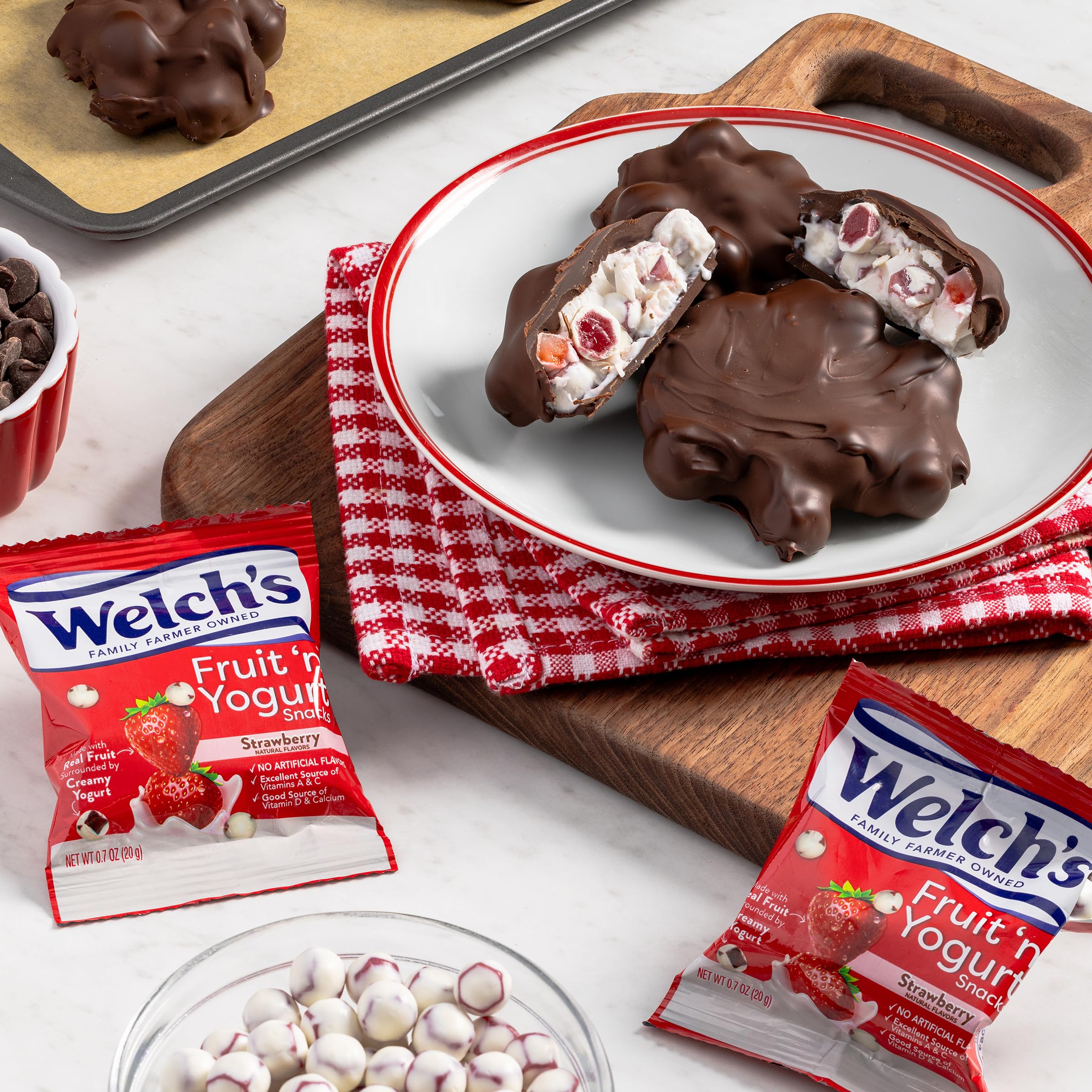 Welch's Fruit n Yogurt Snacks lunchbox-friendly option with vitamins A and C