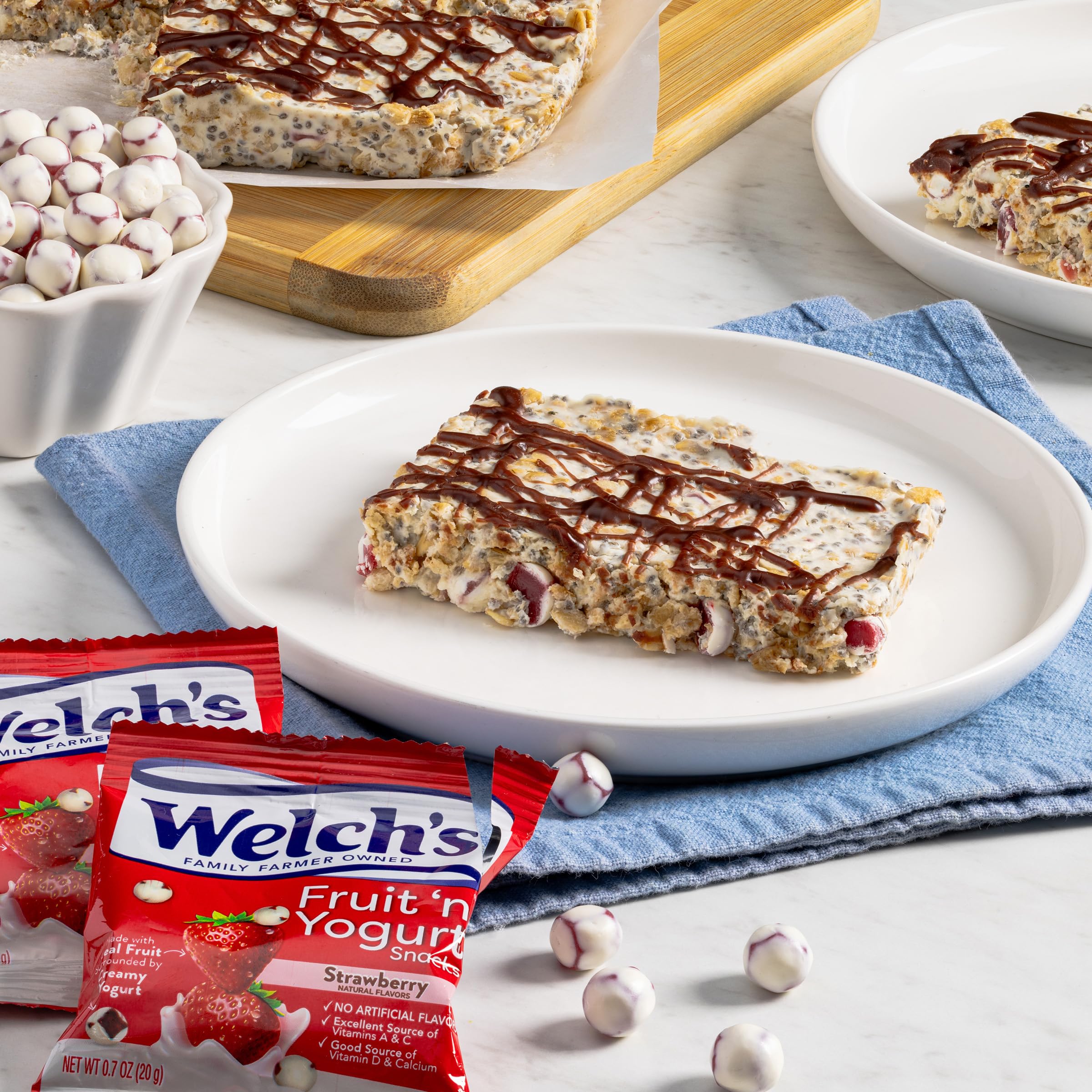 Welch's Fruit n Yogurt Snacks naturally flavored treat with calcium benefits