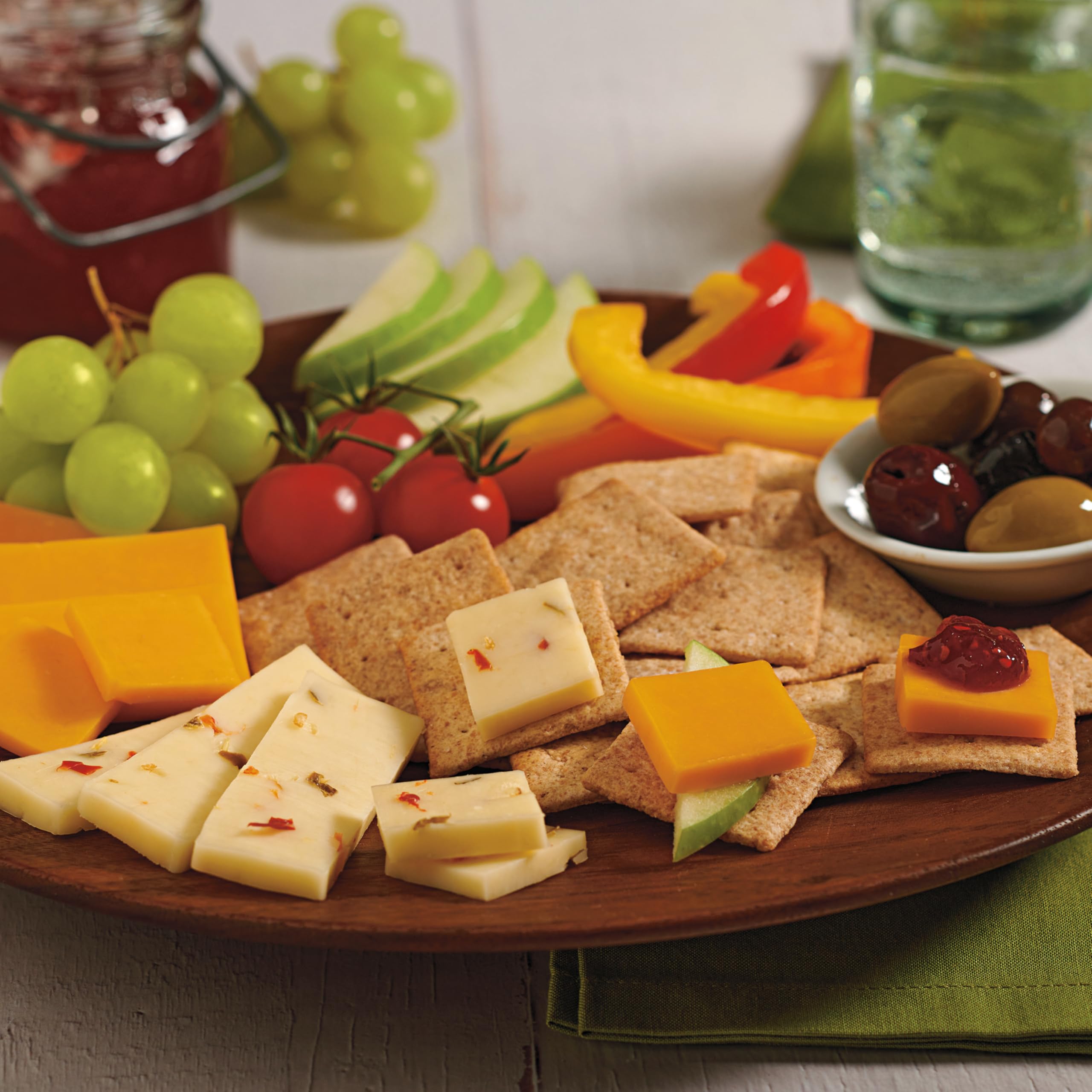 Wheat Thins Original breakfast-style snack paired with coffee.