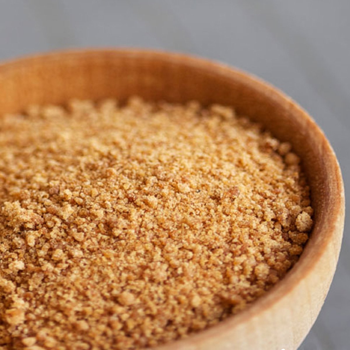 Wholesome Coconut Sugar jar highlights organic, gluten-free sweetness for sauces and smoothies.