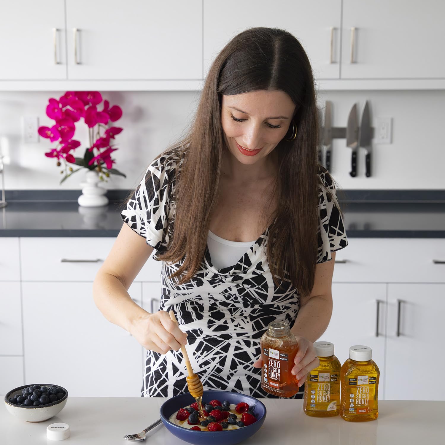 Wholesome Yum cinnamon honey substitute used in baking for a glossy finish