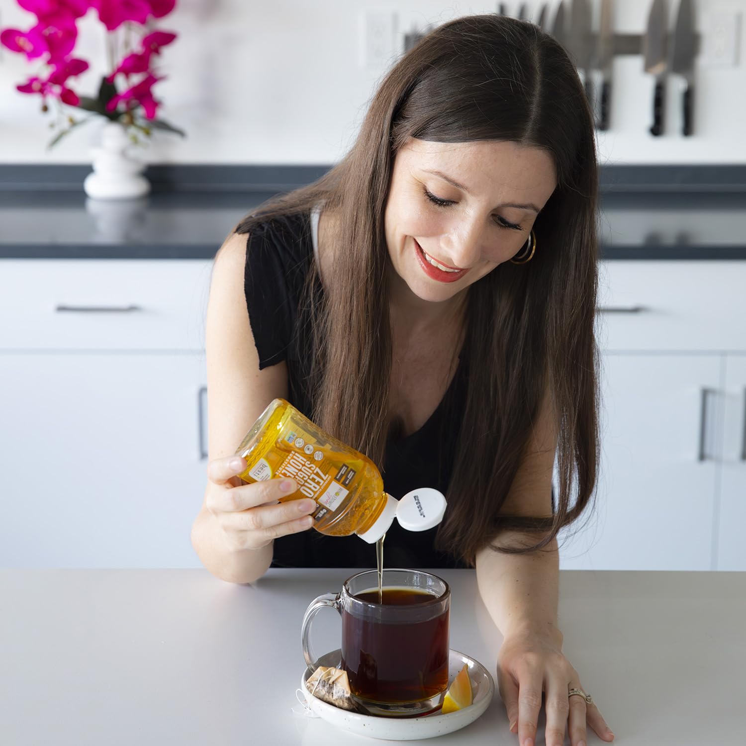 Wholesome Yum Zero Sugar Honey Substitute ingredients highlight monk fruit and allulose for natural sweetness.