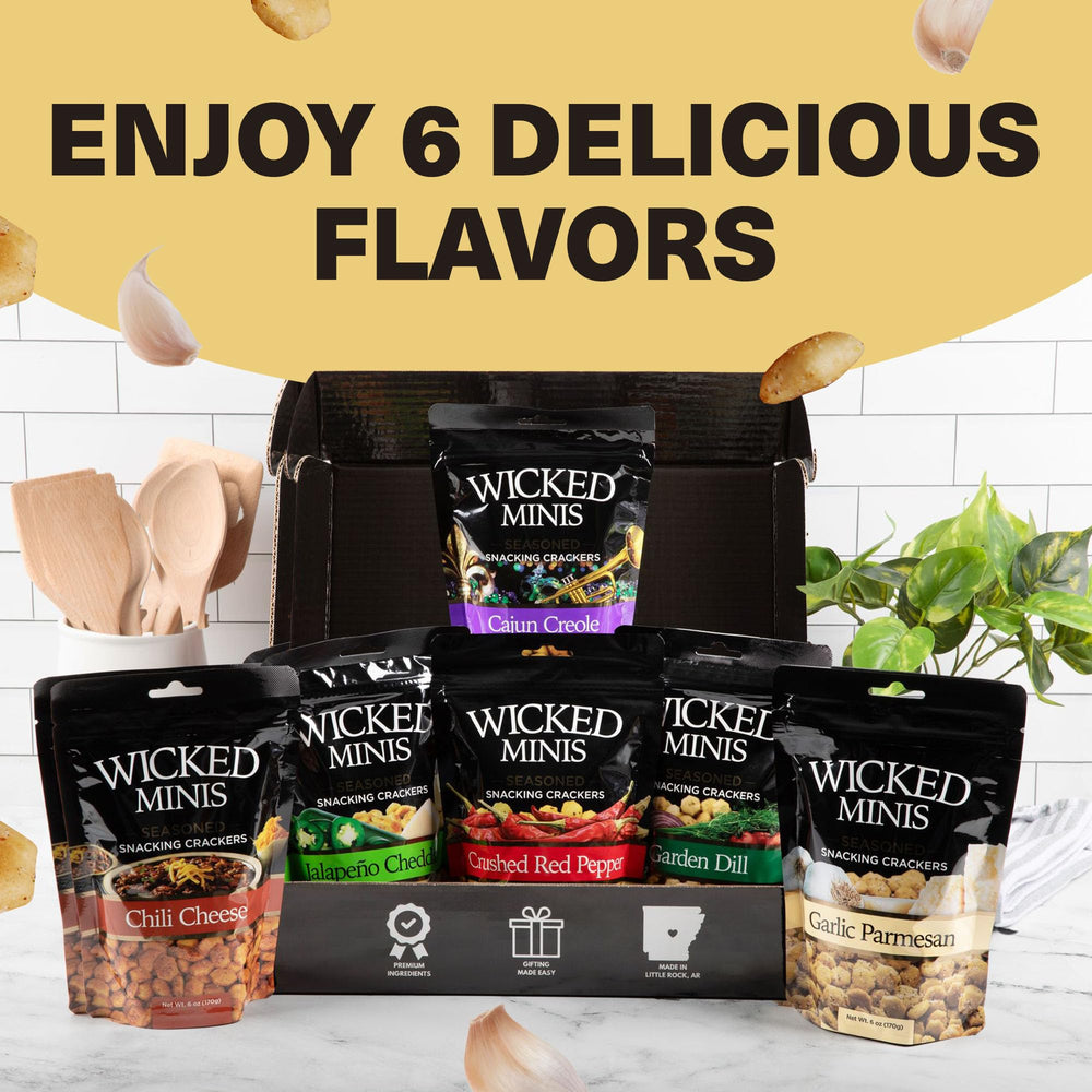 Wicked Minis Soup and Salad Pairing crackers complement bowls and toppings.