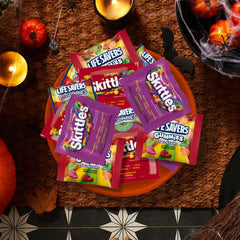 Wrigley’s LIFE SAVERS Gummies chewy texture perfect for sharing.