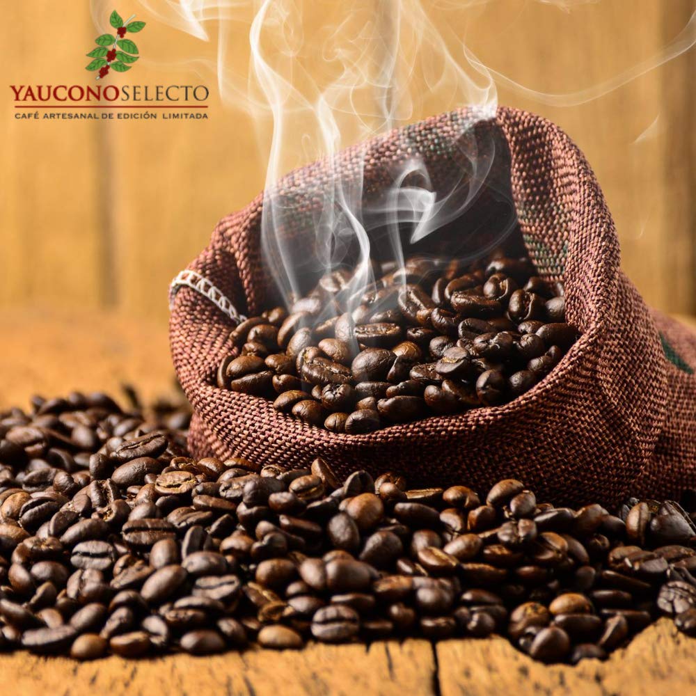 Yaucono Selecto brewed cup ready for tasting with bright notes.