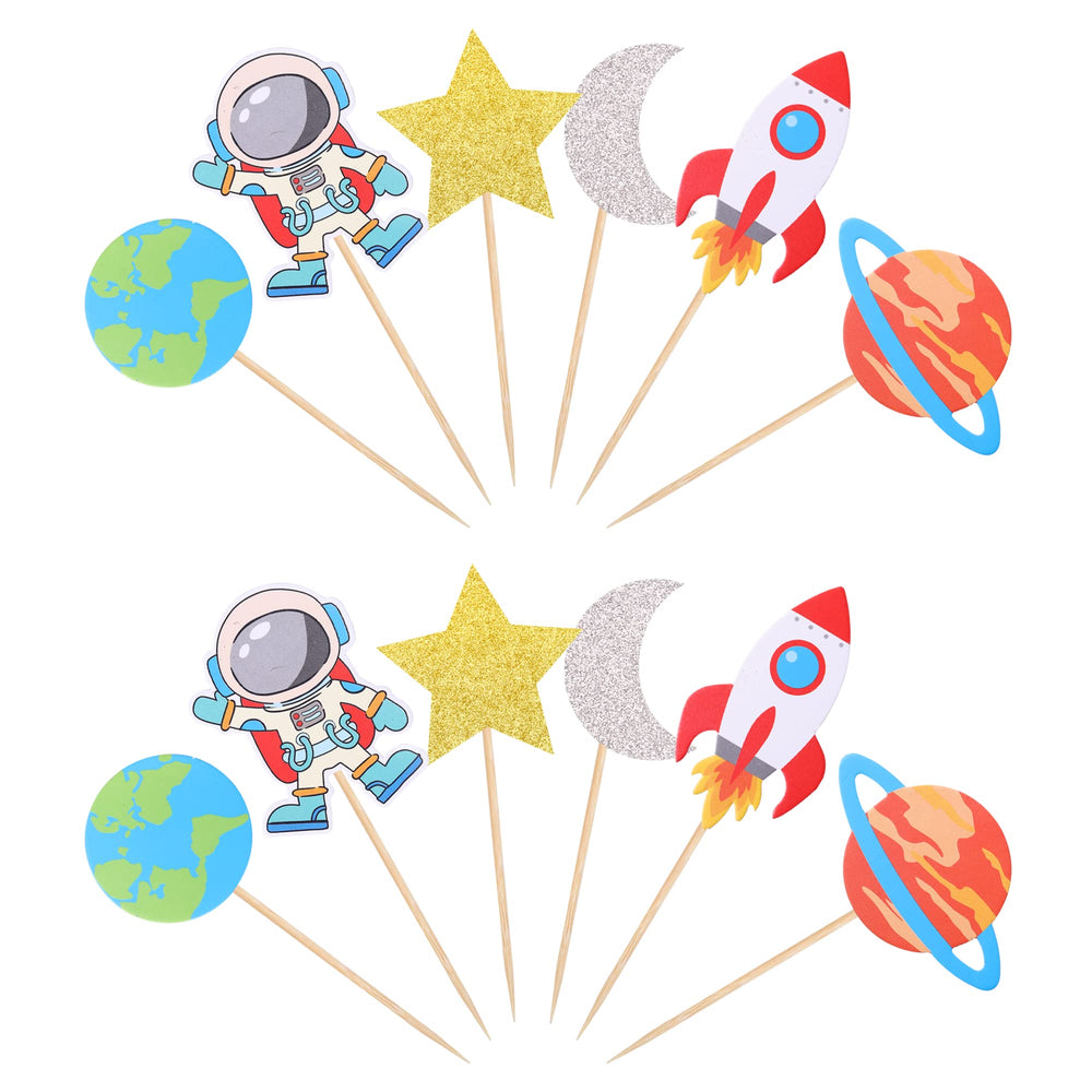 YCTHUNFISH moon topper creates playful lunar accents on cupcakes