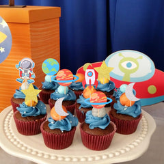 YCTHUNFISH star topper adds sparkle to space party desserts