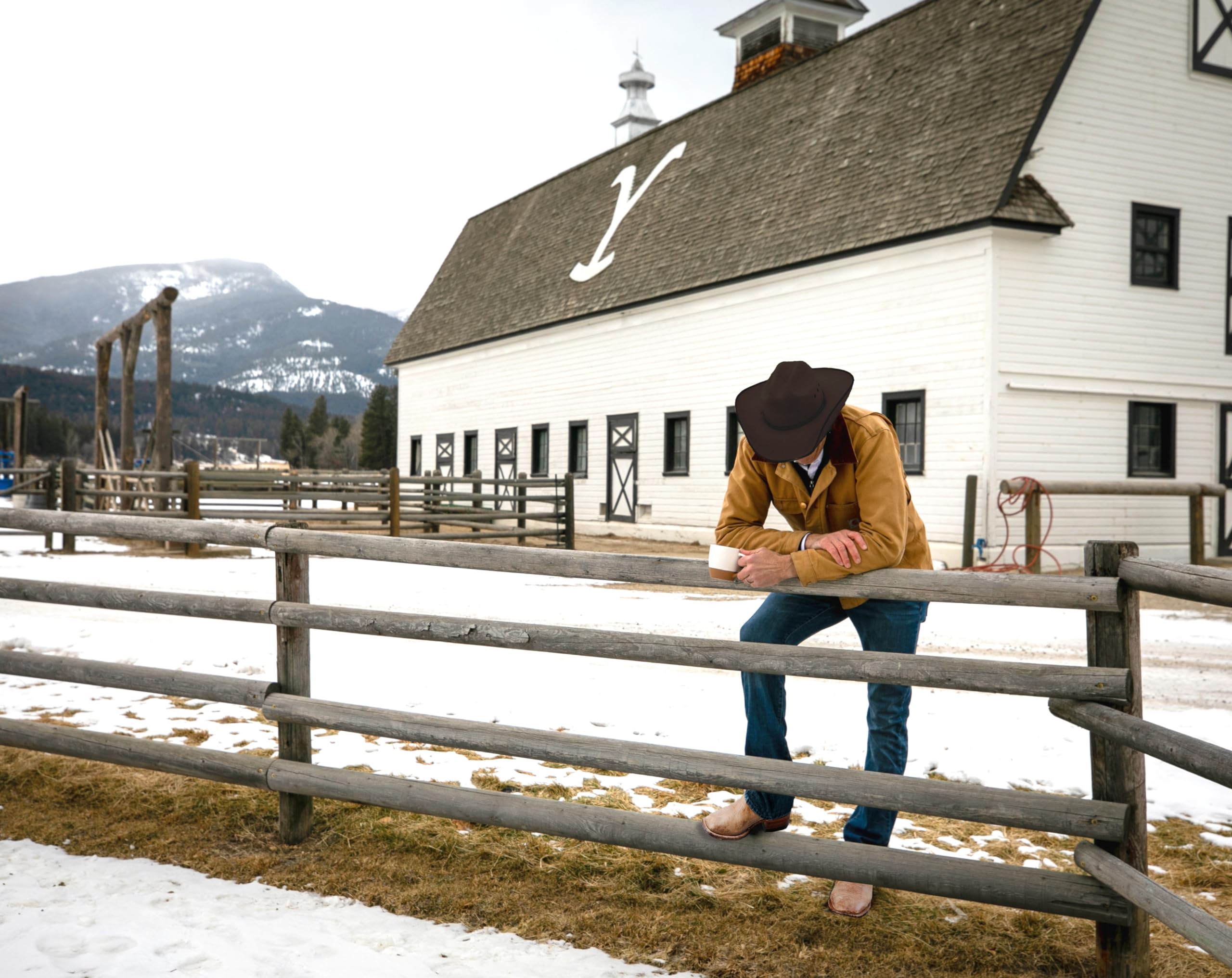 Yellowstone recyclable cups help maintain an eco-friendly brewing routine.