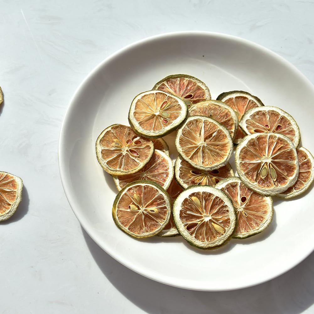 YiLing dried lime slices in water, adding subtle tang and visual appeal.